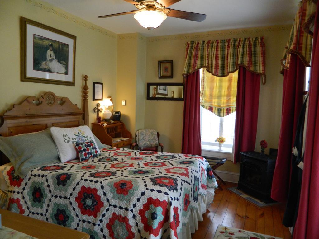 Ej Bowman House Bed & Breakfast Lititz Oda fotoğraf